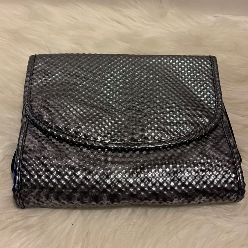 KESTREL COSMETICS BAG
